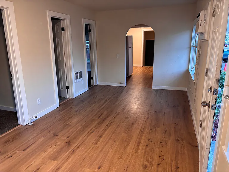 783 Floral Ct — Photo 16