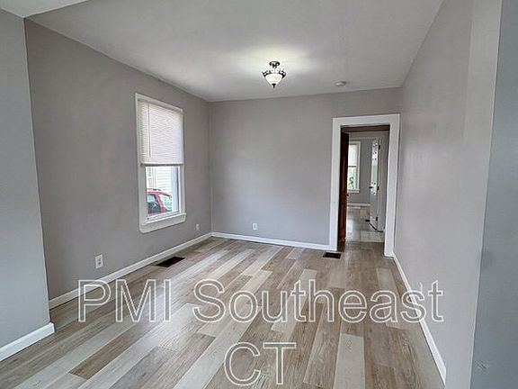 4th image of 43-45 Denison Ave Unit 43