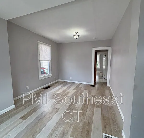 43-45 Denison Ave #43 — Photo 4