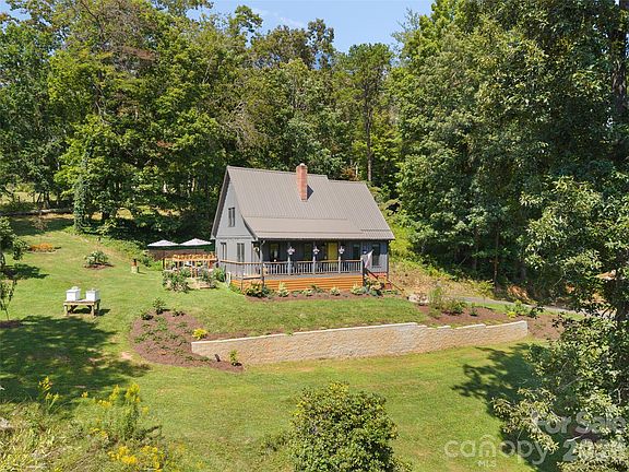 3rd image of 641 Scruggs Cir