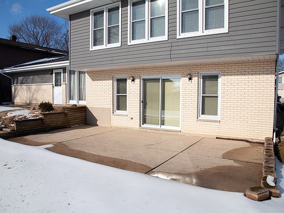2nd image of 1265 Blair Ln
