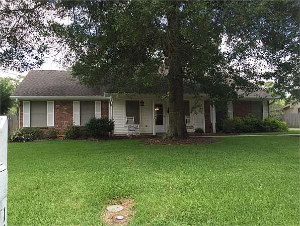1st image of 1310 E Holly Hill Cir