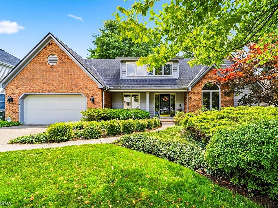 1st image of 5513 Pheasants Walk Dr