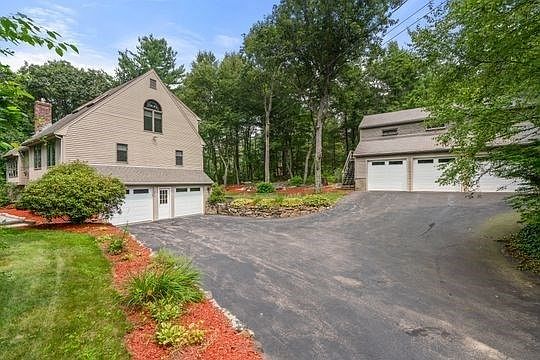 3rd image of 170 Millville Rd