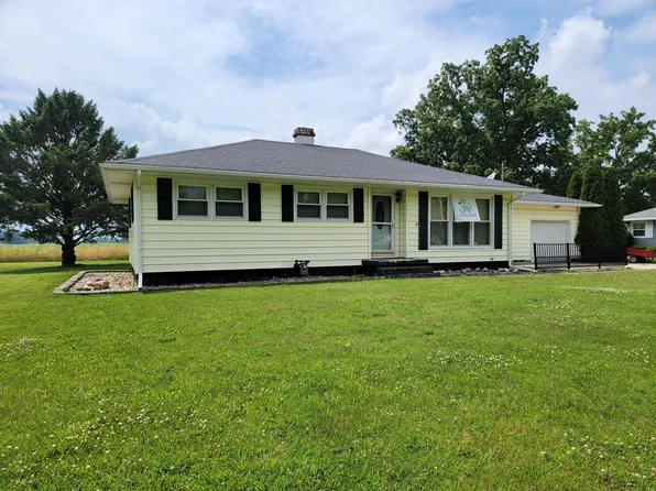 257 McMahon Dr, Bronson, MI 49028