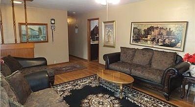 3rd image of 3324 Huffman Blvd