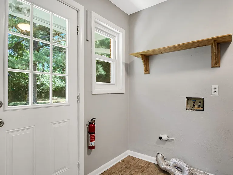 114 Thomas Nelson Ln — Photo 27