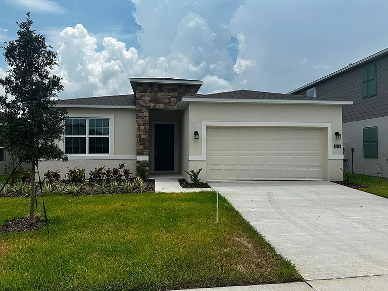 3216 Alpine Way — Photo 4