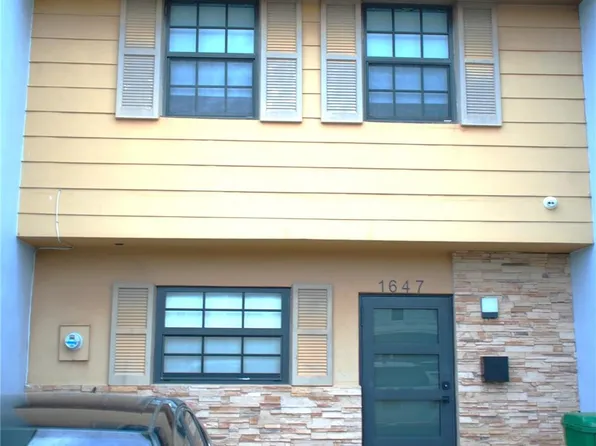 1647 W 72nd Street, Hialeah, FL 33014
