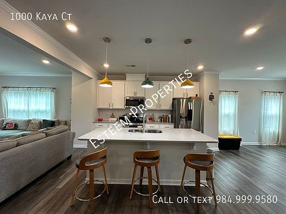 3rd image of 1000 Kaya Ct