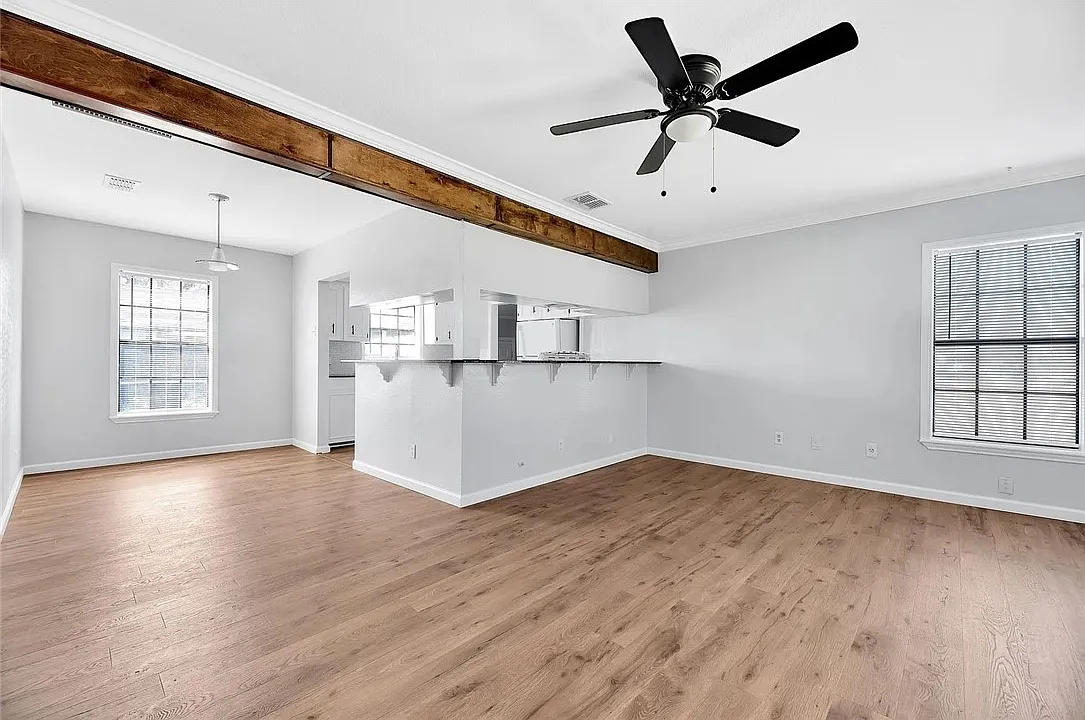 3 bed, 1.0 bath, 1016 sqft, $1,650 — Photo 2