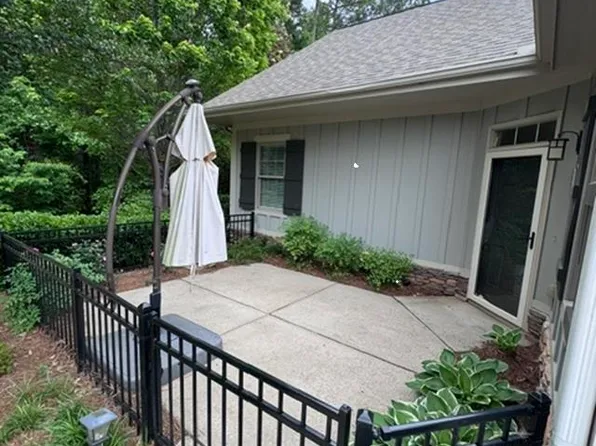 122 Edgewood Ct, Eatonton, GA 31024