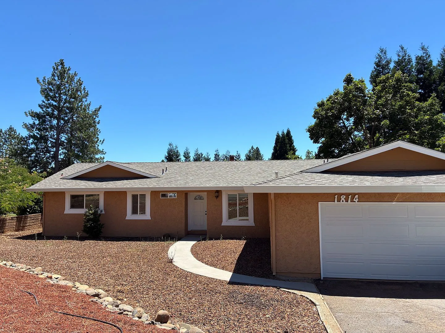 Move In Special $500 Off First Months Rent!! 3 Bedroom Home For Rent In Paradise Ca | Fireplace, ... — Photo 1