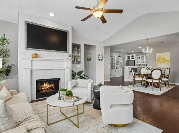 2462 Bridgeway St, Murfreesboro, TN 37128