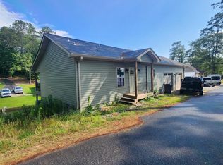 101 Wilson Point Rd, Alexander City, AL 35010