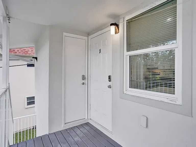 906 N Riverside Dr #ID1503945P — Photo 18