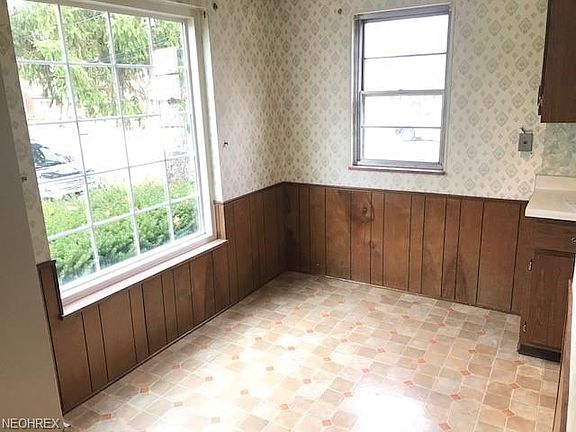 5th image of 5665 W 220th St