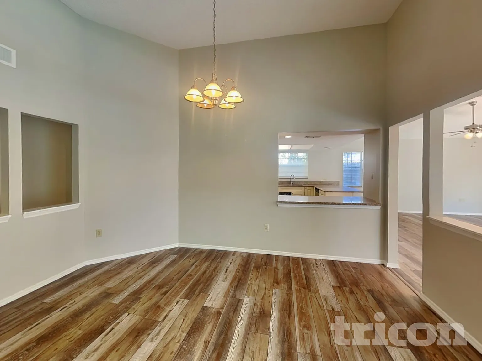 4944 Harbor Woods Dr Palm Harbor FL — Photo 2