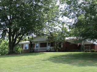 72 Hodge Rd, Burkesville, KY 42717