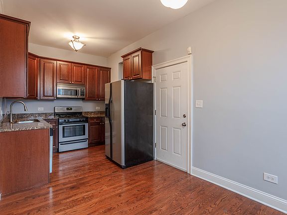 5th image of 1422 N Talman Ave APT 1F