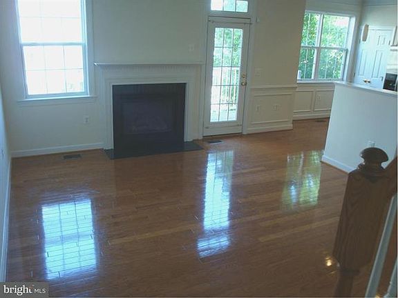 3rd image of 2446 Curie Ct #28