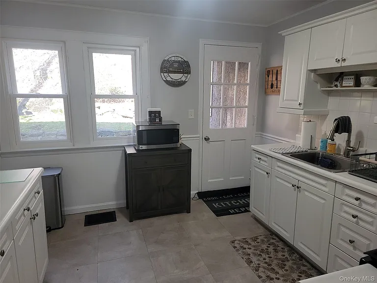 7 Stone Ridge Rd — Photo 12