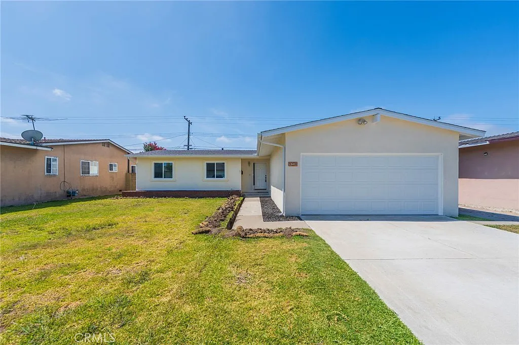3 bed, 1245 sqft, $4,200 — Photo 1