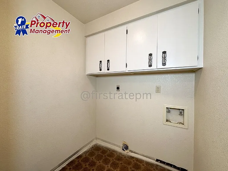 712 Fair Ln — Photo 18