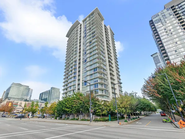 161 Georgia St W #315, Vancouver, BC V6B 0K9
