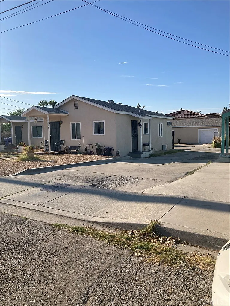 1 bed, 800 sqft, $1,800 — Photo 1