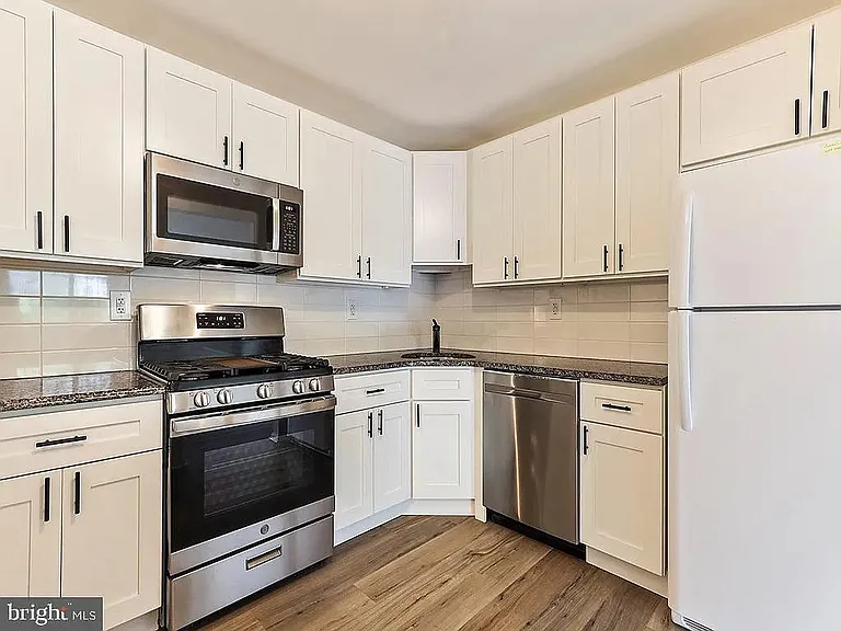 New stainless steel appliance
