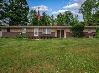133 Woodland Dr, Kittanning, PA 16201