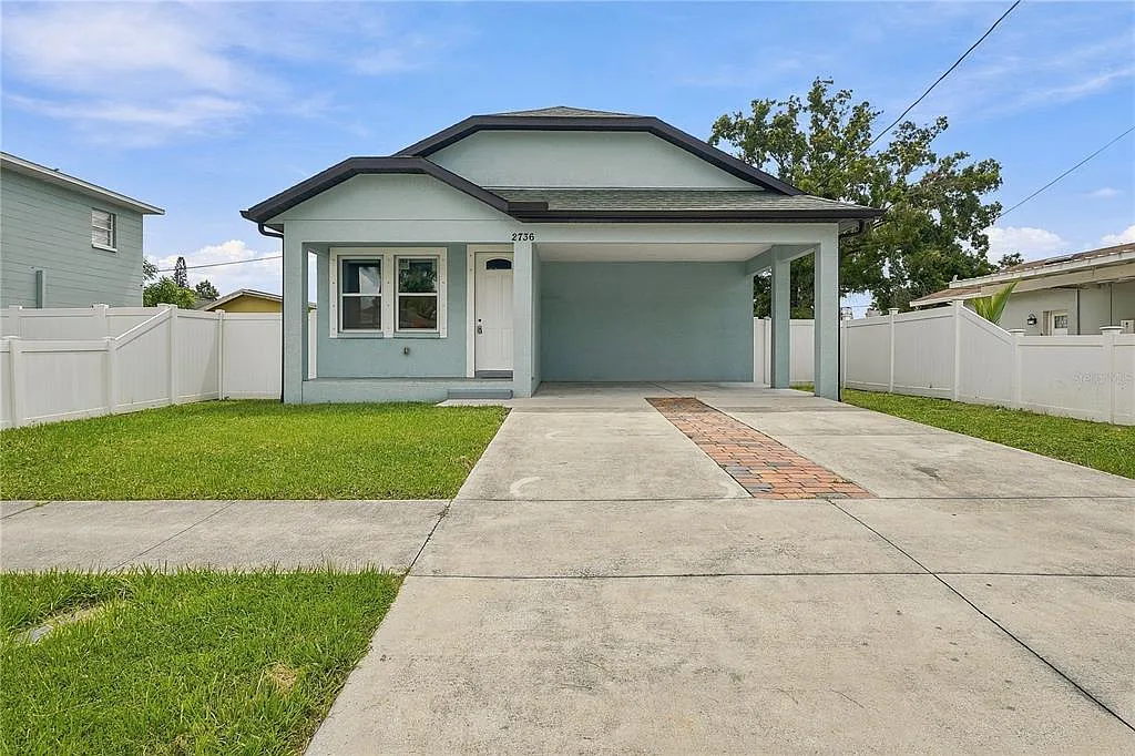 3 bed, 2.0 bath, 1432 sqft, $2,900 — Photo 2
