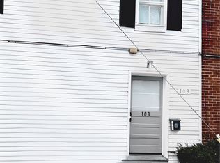 103 W Germain St, Winchester, VA 22601
