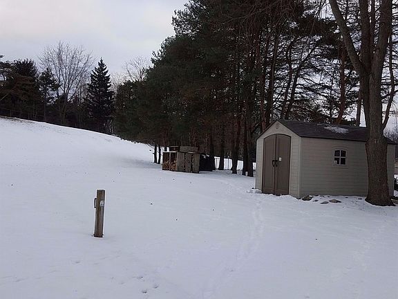 4th image of 2614 Sun Terrace Dr