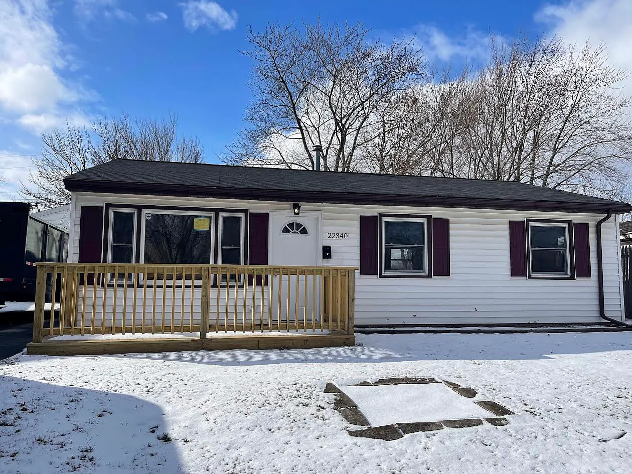Chappel Ave, Sauk Village — Photo 1