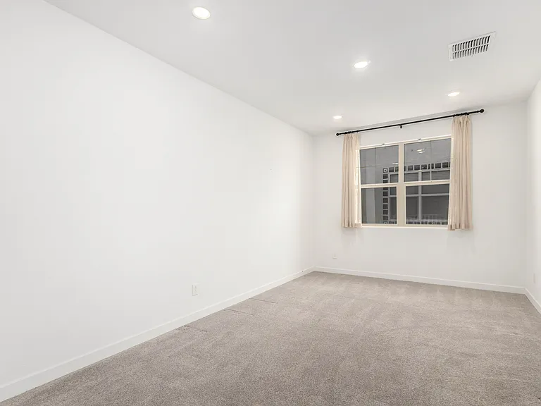 1131 E Marlin Dr — Photo 17