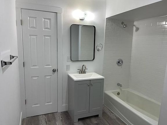 2nd image of 3523 N Driscoll Blvd