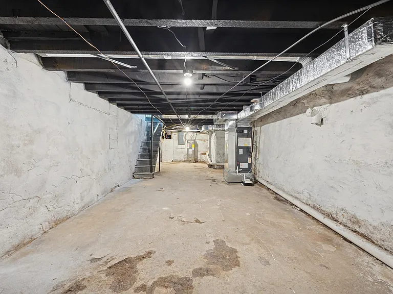 42 N Lindenwood St — Photo 24