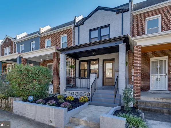 1733 Lang Pl NE, Washington, DC 20002