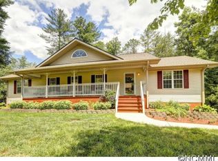 50 Sunset Ridge Dr, Etowah, NC 28729