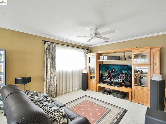 4th image of 1238 Simmons St