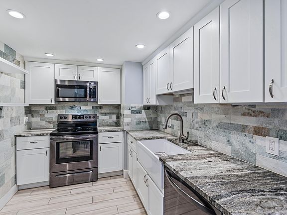 5th image of 5600 N Flagler Drive #507