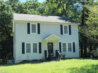814 Pine Circle Dr, High Point, NC 27265