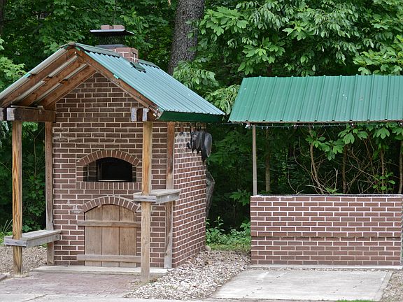 Woodburning oven & barbecue