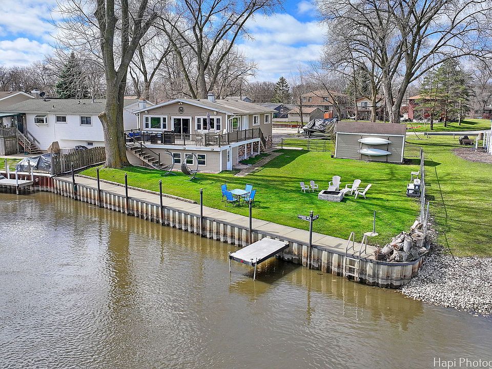 721 Kingston Blvd, Mchenry, IL 60050 MLS 12139717 Zillow