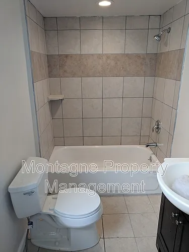 21 Bertus St #2 Photo 1
