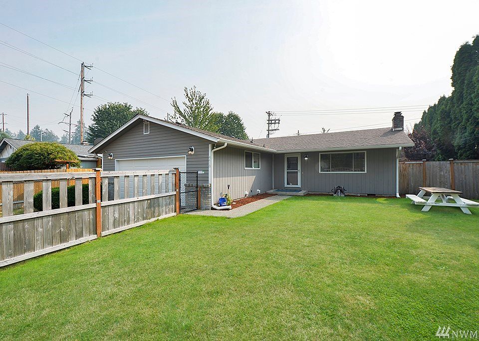 1st image of 4410 223rd St E
