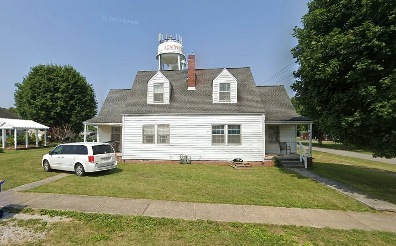 417 N High St — Photo 1