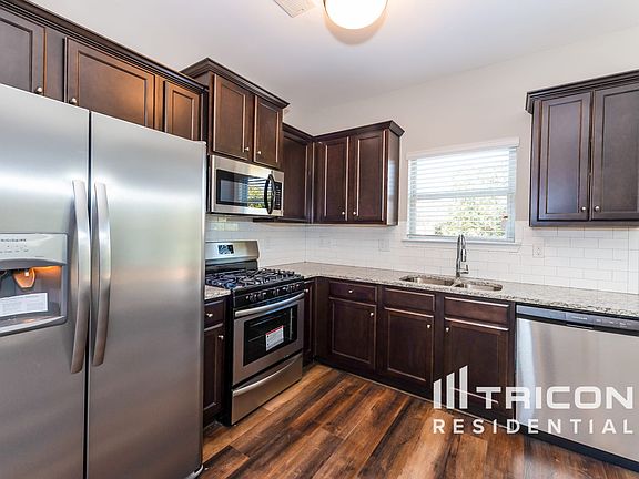 5th image of 317 Parkview Place Dr